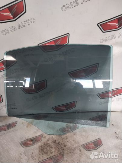 Стекло задней правой двери Мерседес W211