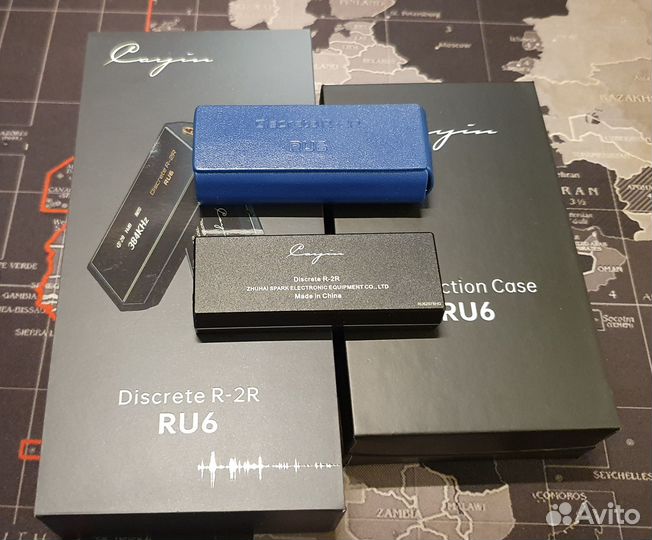 Cayin RU6 + оригинальный синий чехол