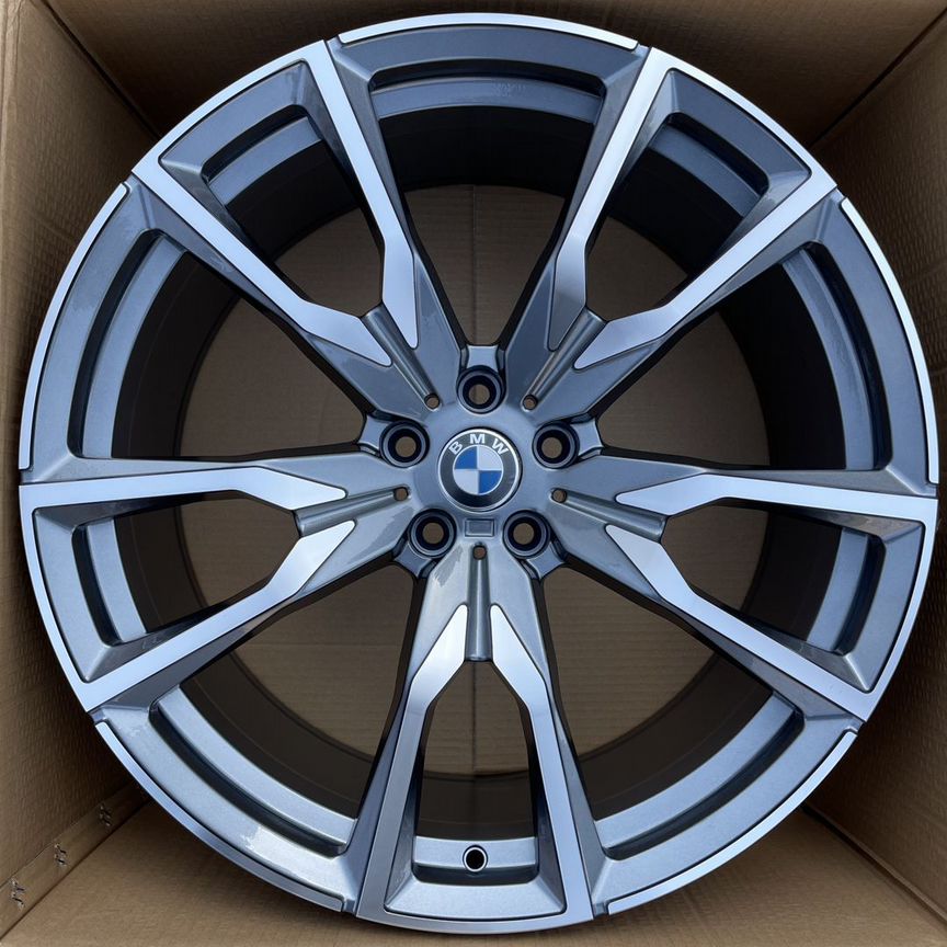 Литые диски BMW 9.5×R22 5×112
