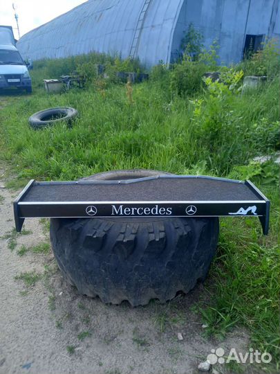 Автомобильный столик