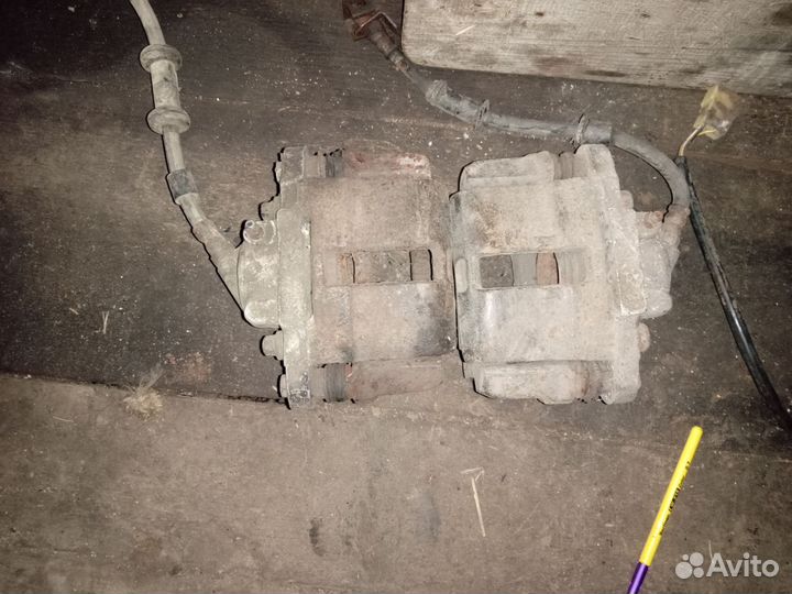 Скоба суппорта ваз 2112 r14