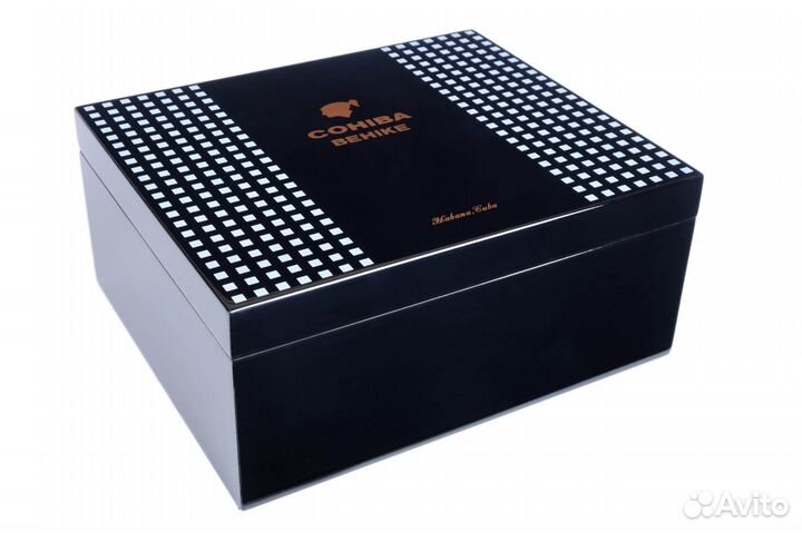 Хьюмидор Cohiba Behike с подарочным набором (нов.)