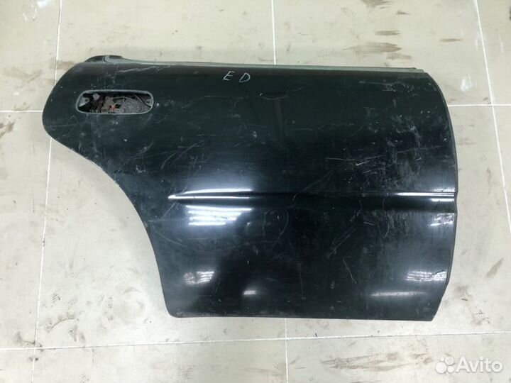 Дверь задняя правая Toyota Carina Ed ST200