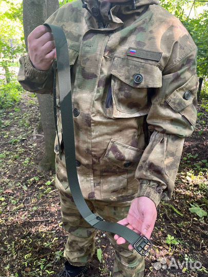 Набор военной формы и аксессуаров