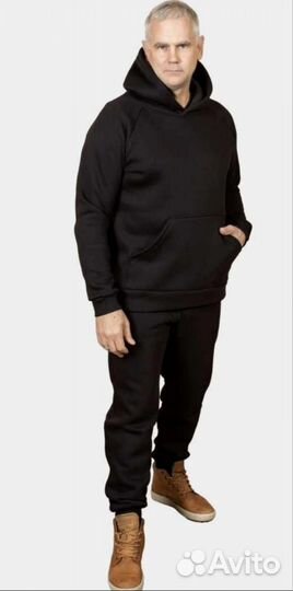 Спортивный костюм 62-64 замеры в тексте