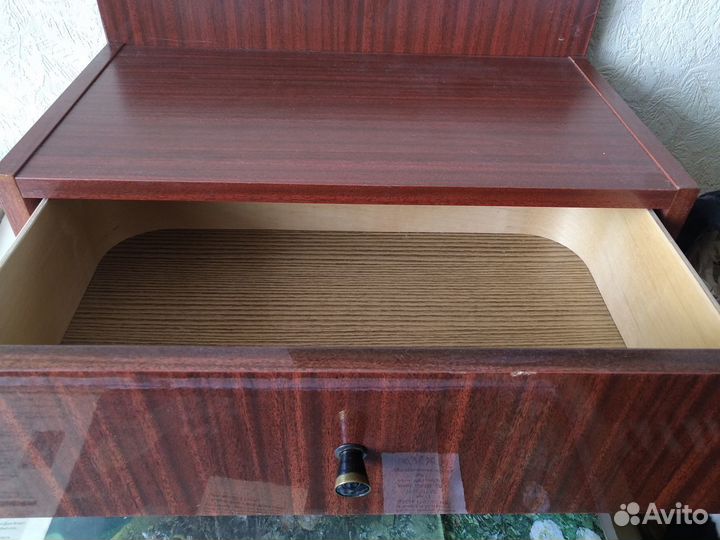 Полка для косметики