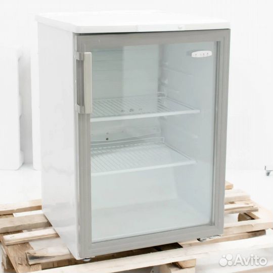 Холодильный шкаф Бирюса 152 еk