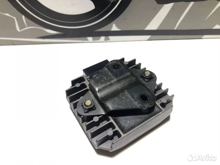 Регулятор напряжения Kawasaki ZZR 400-2