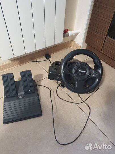 Игровой руль Defender