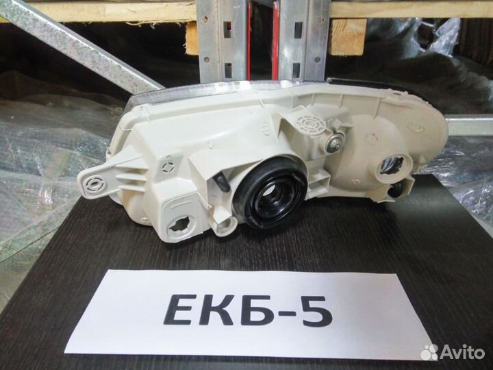 Фара правая Hyundai Accent 2 лс 2000-2012