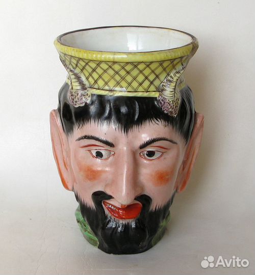 Кружка в виде головы Вакха ф-ка кн. Чарторижского