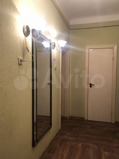 4-к. квартира, 89 м², 1/3 эт.