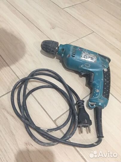 Дрель makita