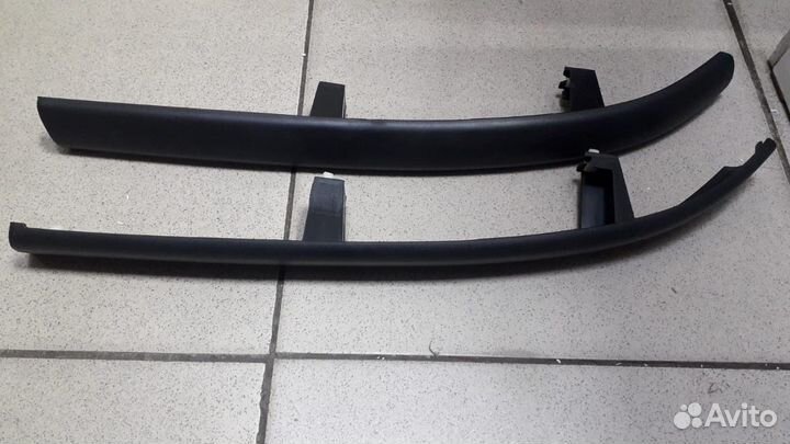 Реснички под фару Mitsubishi Fuso Fighter пара