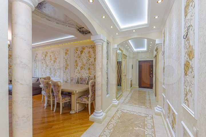 3-к. квартира, 121 м², 6/16 эт.