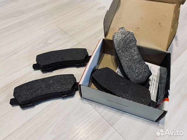 Колодки тормозные задние Ford Mustang 6 15-22