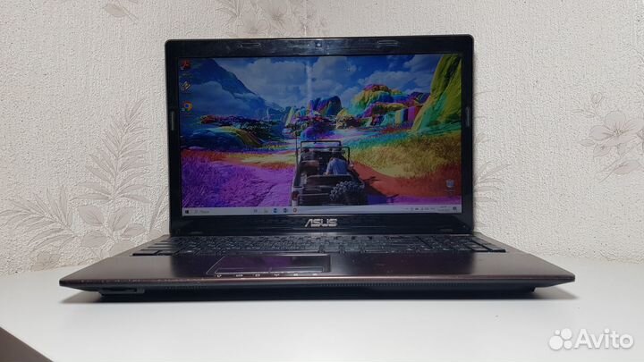 Игровой ноутбук Asus i3/2видеокарты/4Gb/SSD/ гаран