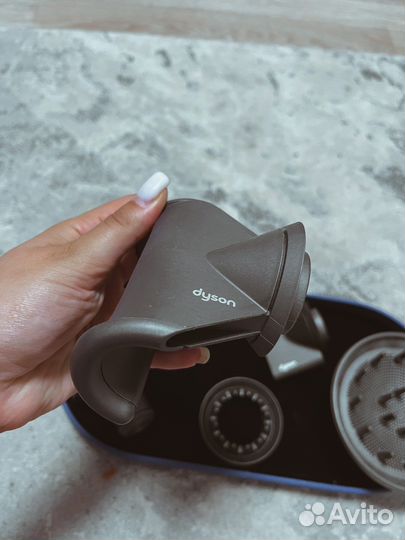Фен Dyson Supersonic HD07