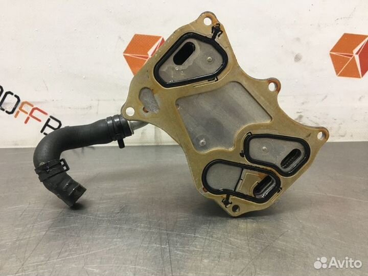 Радиатор масляный Mercedes C-Class W205 M276 3.0