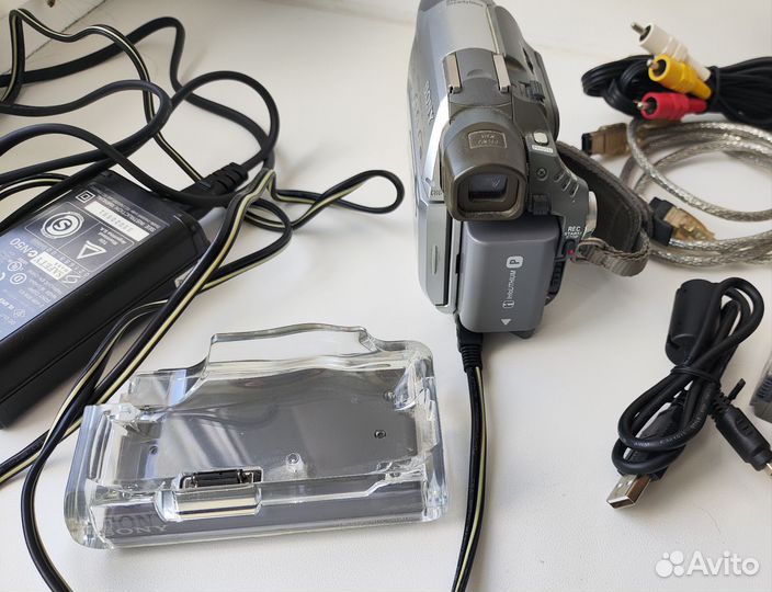 Видеокамера sony dcr hc32e