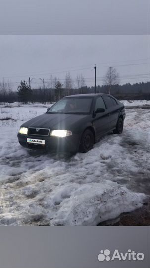 Skoda Octavia 1.6 МТ, 2001, 373 000 км