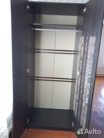 Шкаф плательный