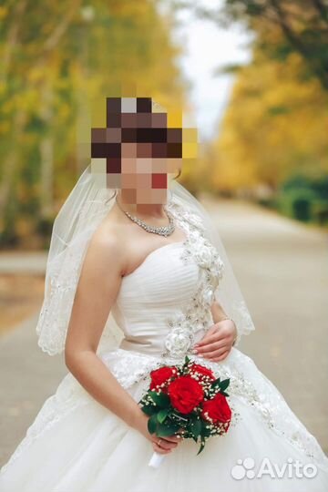 Свадебное платье