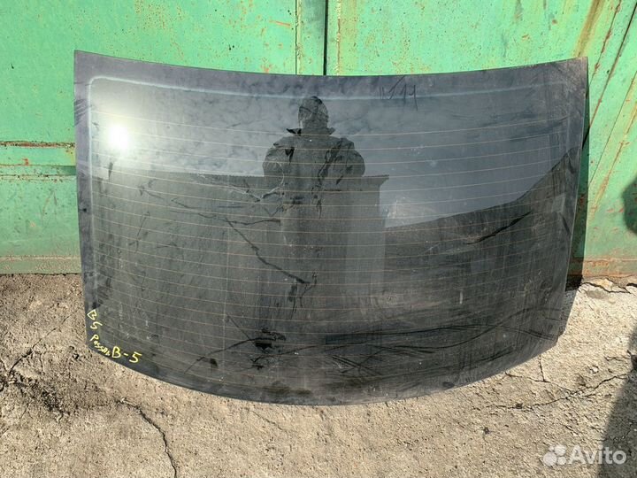 Стекло задние volkswagen passat b5