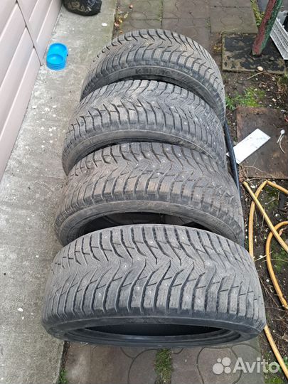 Kumho WinterCraft Ice WI31 205/50 R17 93T