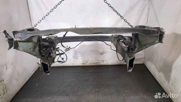 Рамка передняя Volvo XC40