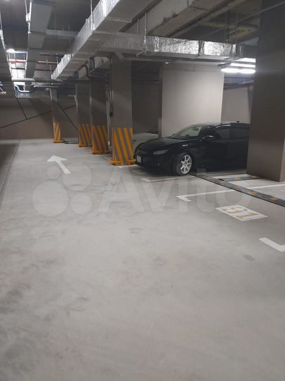 Машиноместо, 14 м²