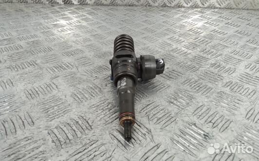 Форсунка дизельная skoda fabia 2 (1SK28AL03)