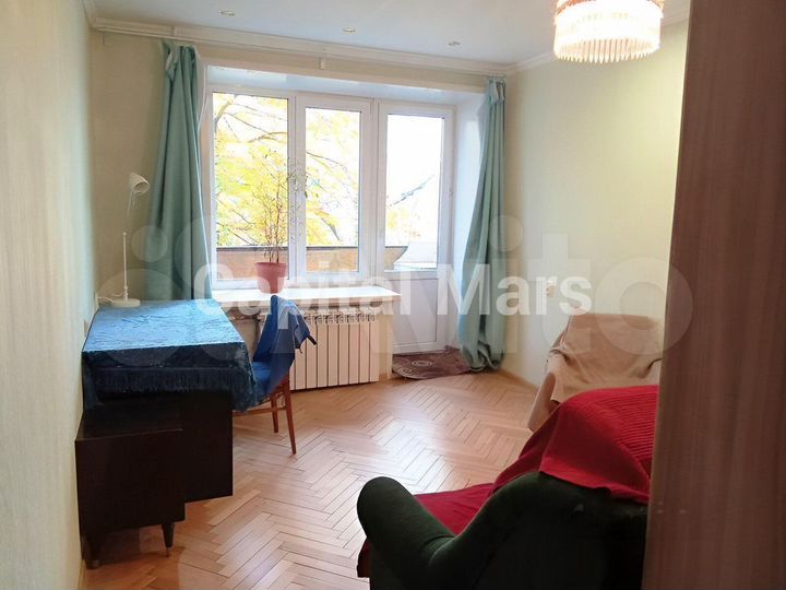 2-к. квартира, 57 м², 3/10 эт.