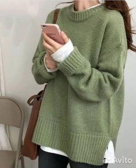 Свитер женский вязаный