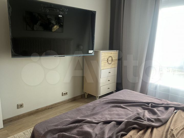 2-к. квартира, 54 м², 32/32 эт.