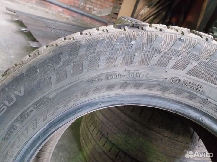 Nokian Tyres Hakka Blue SUV 215/65 R16 102V