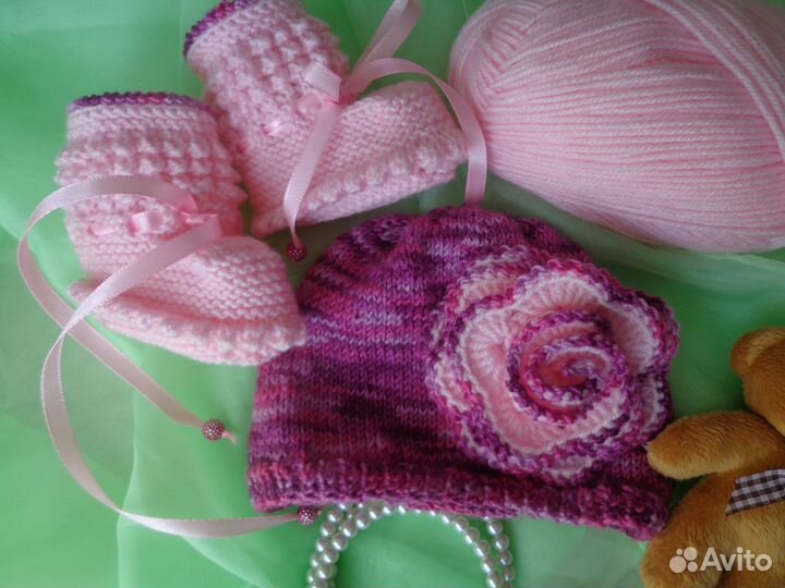 Подарок новорожденному шапочка пинетки