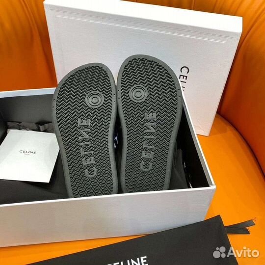 Шлепанцы на платформе Celine