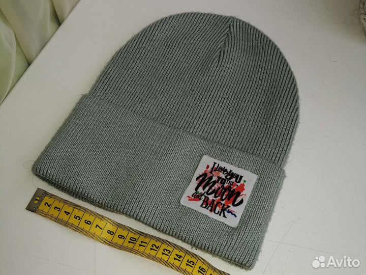 Женская шапка