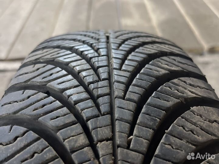 Goodyear Vector 4Seasons 165/65 R15