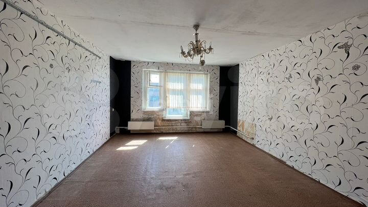 4-к. квартира, 108 м², 3/3 эт.