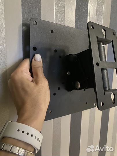 Кронштейн для тв