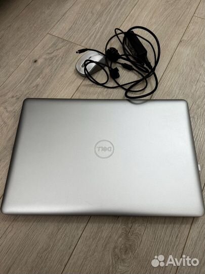 Ноутбук dell inspiron 15