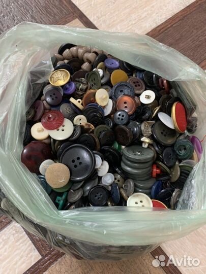 Пуговицы