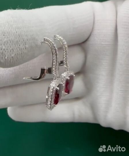 Серьги с рубинами по 2 кт., негрытые, Мозамбик