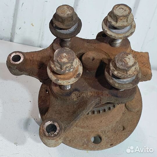 Ступица задняя Mazda 6 GG