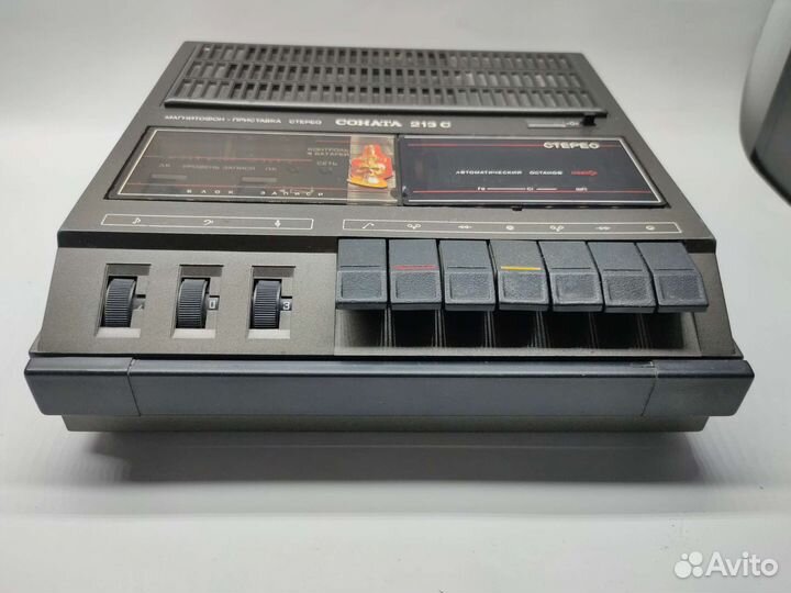 Винтажный магнитофон 80х Соната-213С