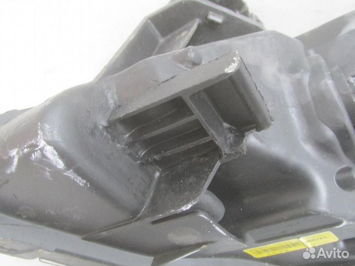 Фара правая Hyundai Solaris