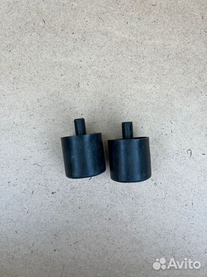 Опора мебельная, пластиковая, диаметр 5 см