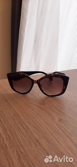 Солнцезащитные очки женские